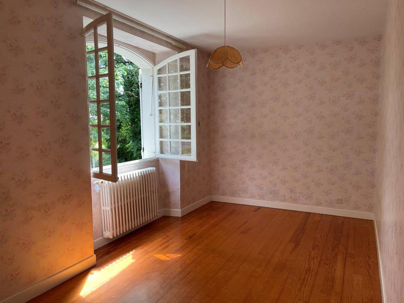 Maison - 94 m² - 6 pièces