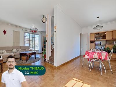 Maison - 168 m² - 6 pièces