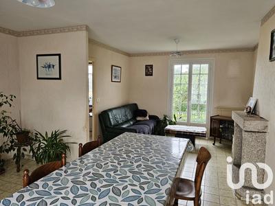 Maison - 140 m² - 6 pièces