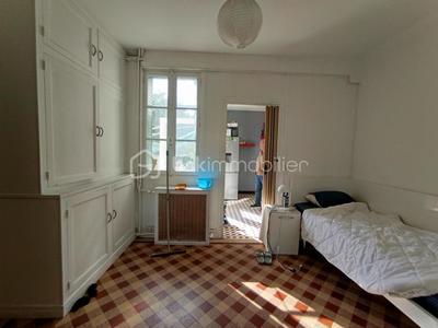 Immeuble - 111 m² - 8 pièces