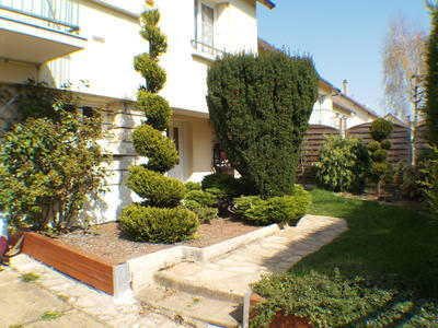 Maison - 158 m² - 8 pièces