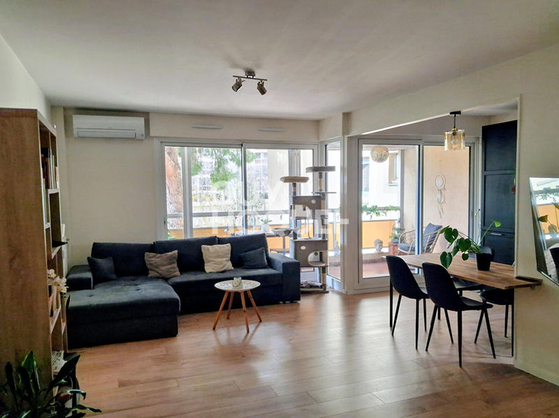 Appartement - 72 m² - 3 pièces