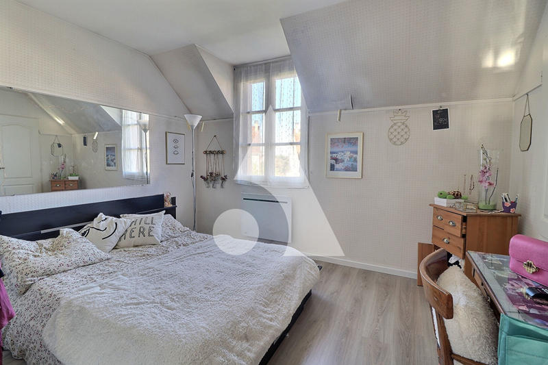 Maison - 135 m² - 6 pièces