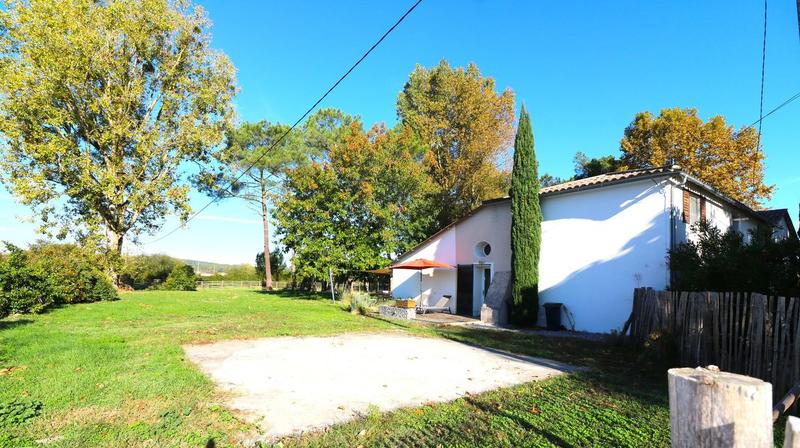 Propriété - 265 m² - 10 pièces