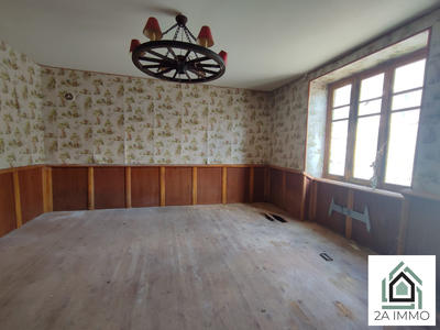 Maison - 168 m² - 10 pièces