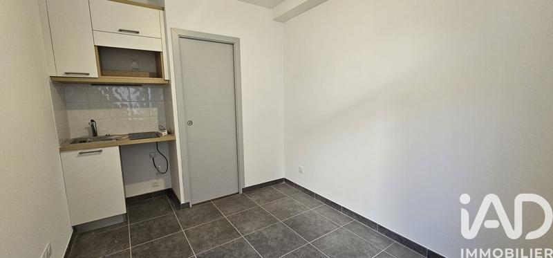 Studio - 11 m² - 1 pièce