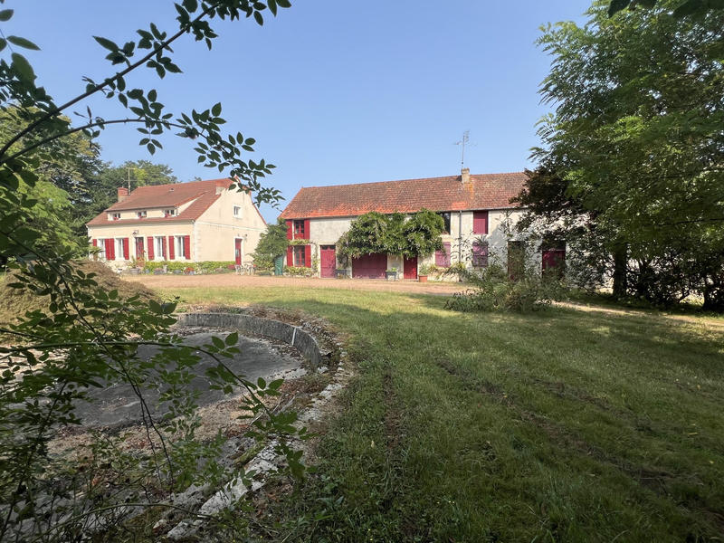 Maison - 212 m² - 7 pièces