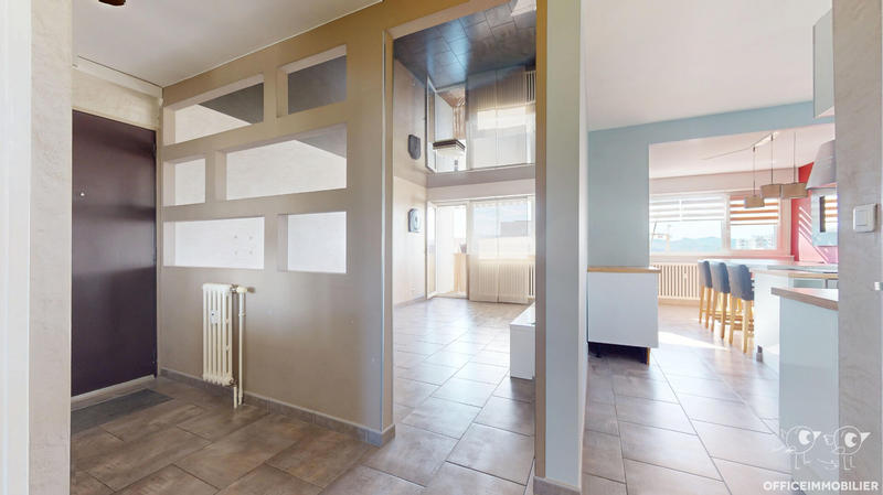 Appartement - 76 m² - 5 pièces