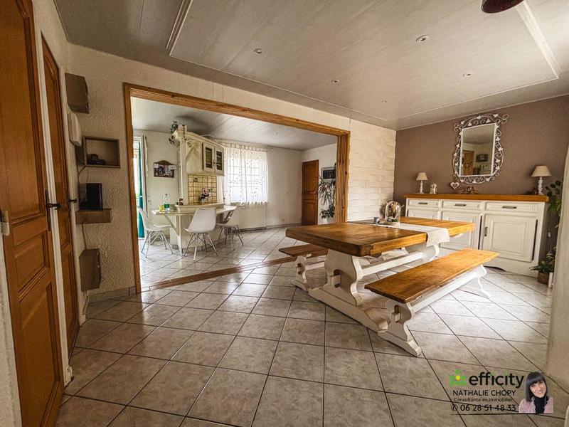 Maison - 148 m² - 6 pièces