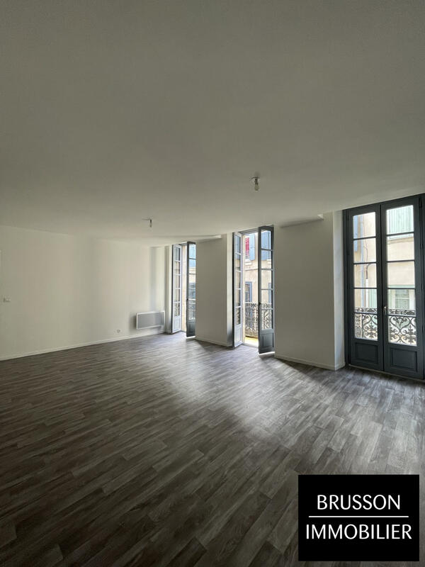 Appartement - 98 m² - 4 pièces