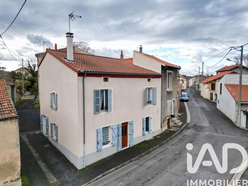 Maison de village - 86 m² - 5 pièces