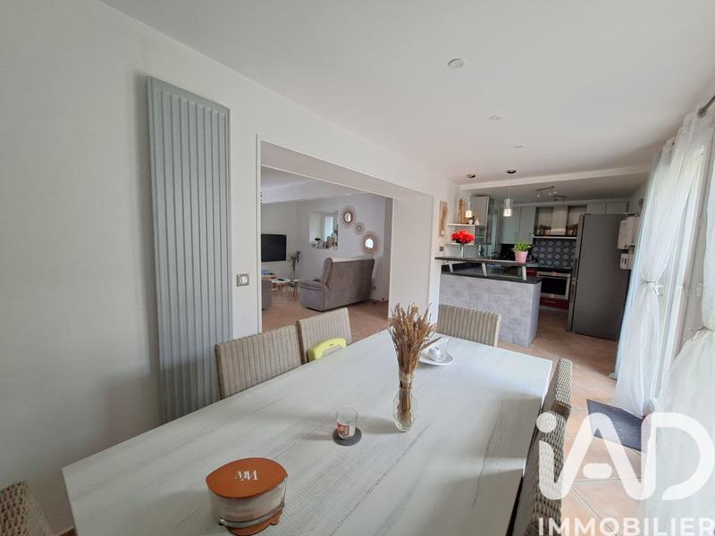 Maison - 122 m² - 4 pièces