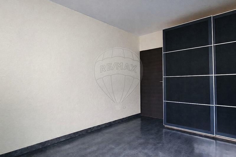 Appartement - 104 m² - 4 pièces