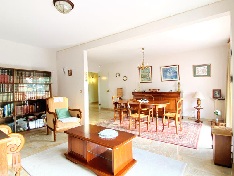 Appartement - 96 m² - 4 pièces