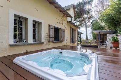 Maison - 289 m² - 8 pièces