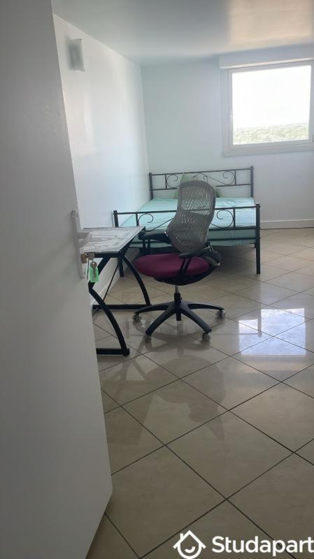 Chambre - 18 m² - 1 pièce