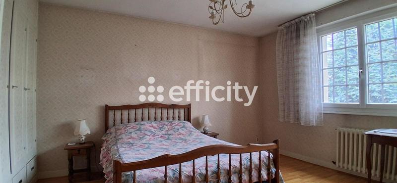 Maison - 130 m² - 7 pièces