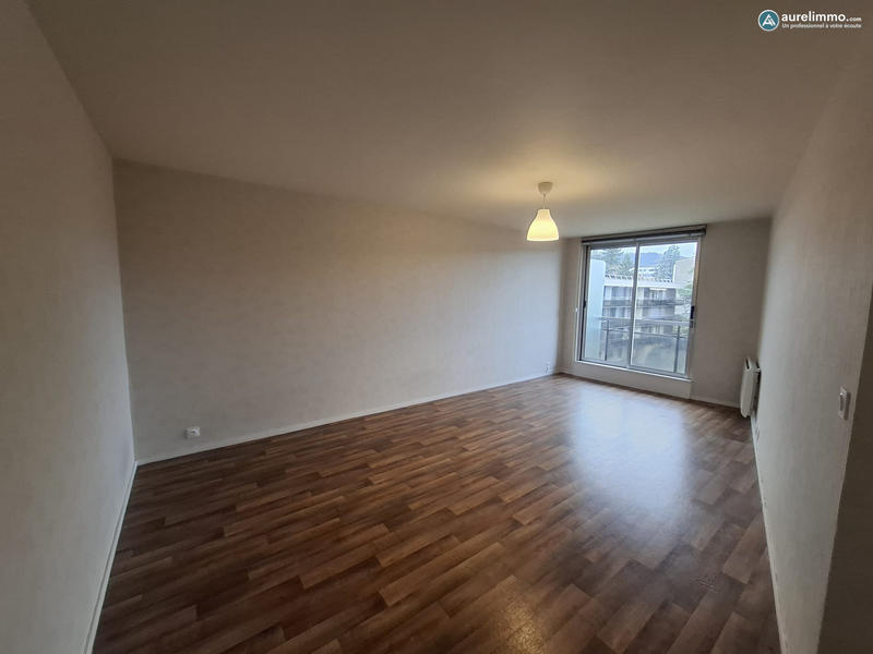 Appartement - 79 m² - 3 pièces