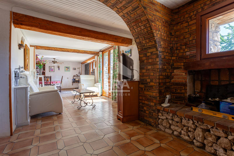 Maison - 176 m² - 7 pièces