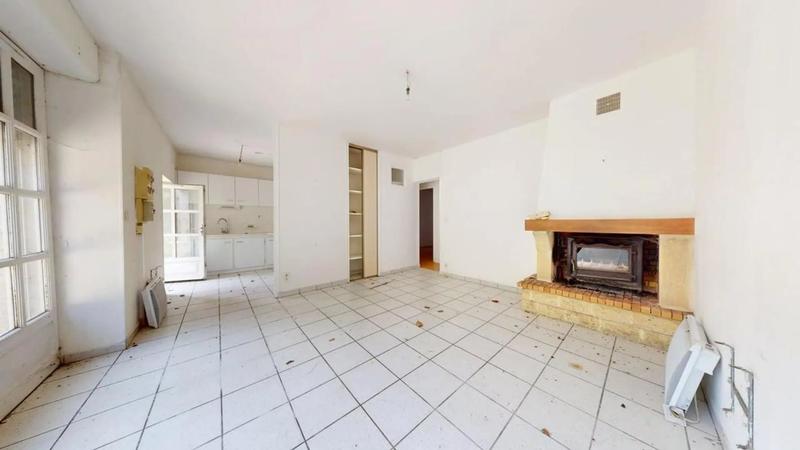 Propriété - 375 m² - 18 pièces