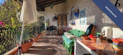 Propriété - 220 m² - 7 pièces