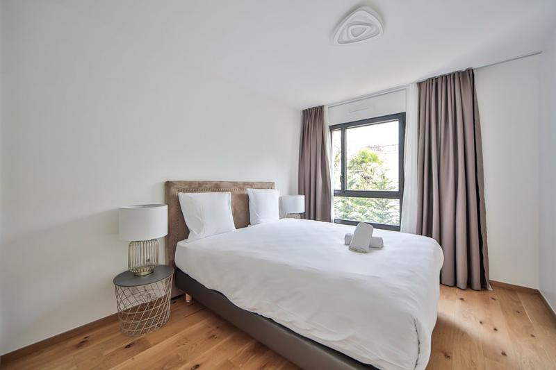 Appartement - 92 m² - 4 pièces