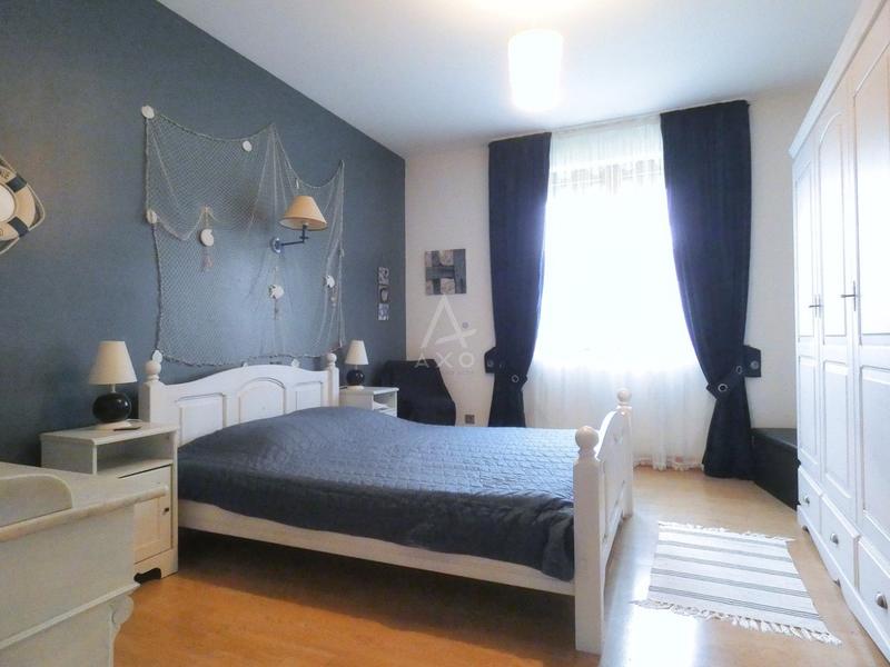 Maison - 163 m² - 6 pièces