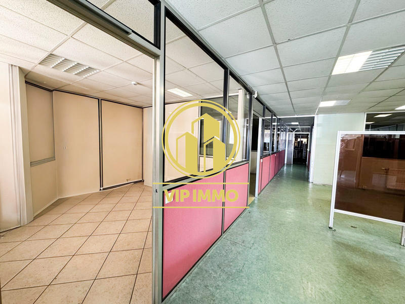 Local commercial - 300 m²