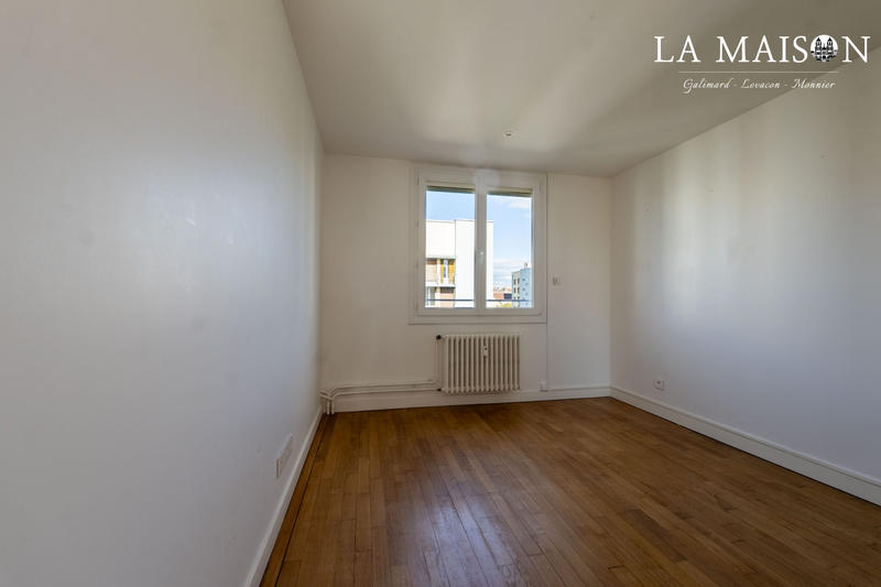 Appartement - 85 m² - 4 pièces