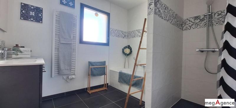 Maison - 145 m² - 7 pièces