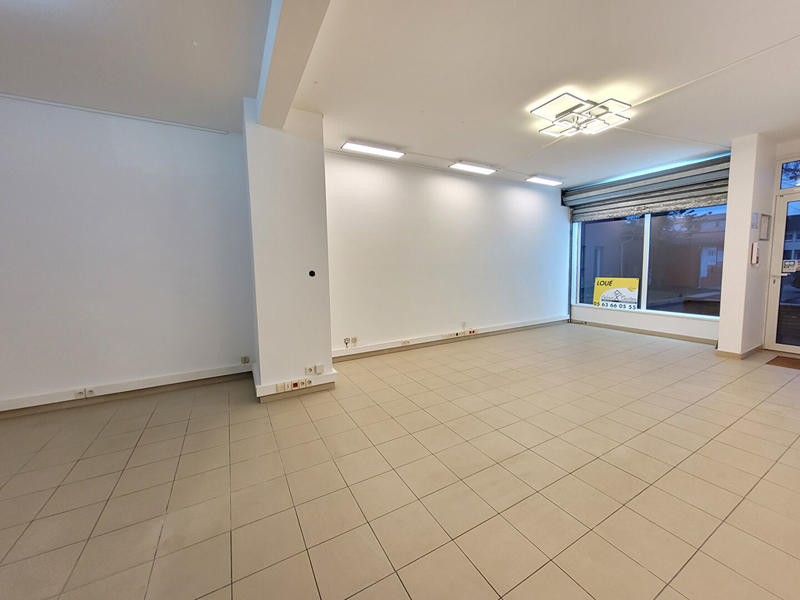 Local commercial - 57 m² - 2 pièces