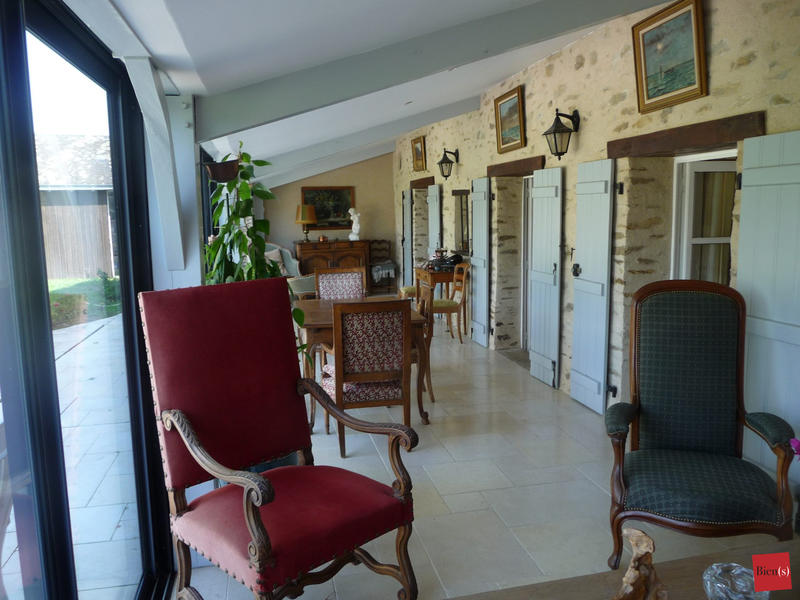 Maison ancienne - 237 m² - 8 pièces