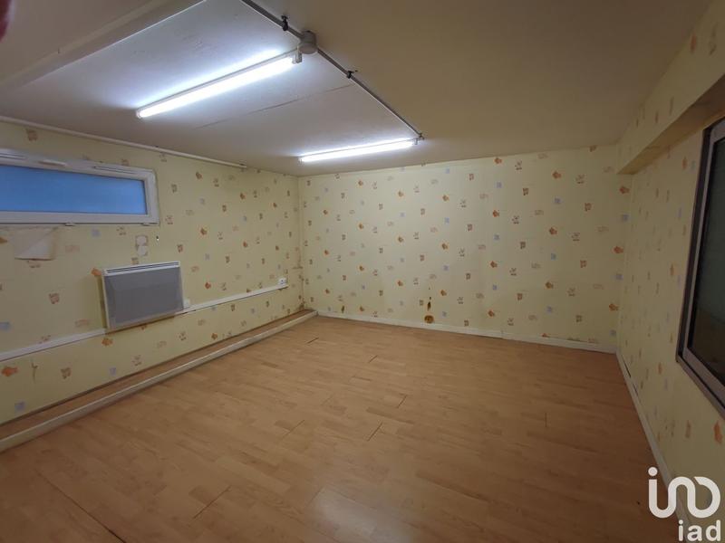 Local commercial - 213 m²