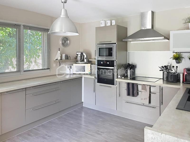 Villa - 146 m² - 6 pièces