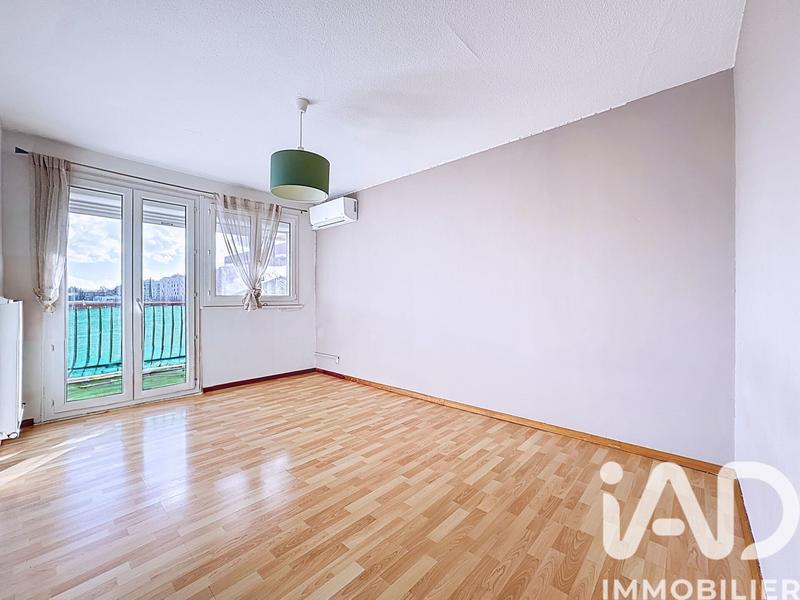 Appartement - 95 m² - 3 pièces