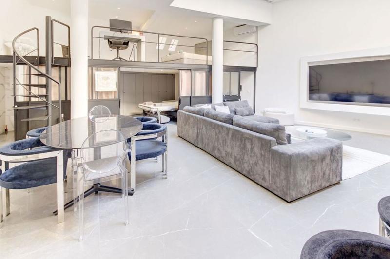 Loft - 123 m² - 3 pièces