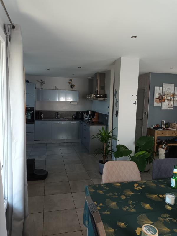 Maison - 200 m² - 8 pièces