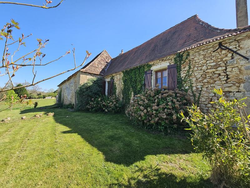 Maison traditionnelle - 275 m² - 8 pièces