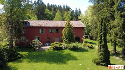 Maison - 382 m² - 16 pièces