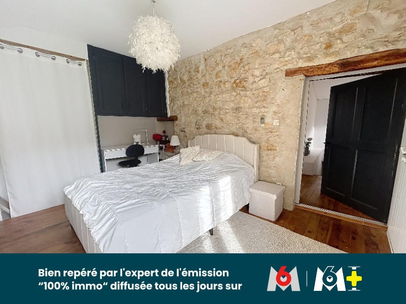 Maison - 284 m² - 10 pièces