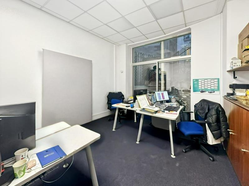 Bureau - 125 m²