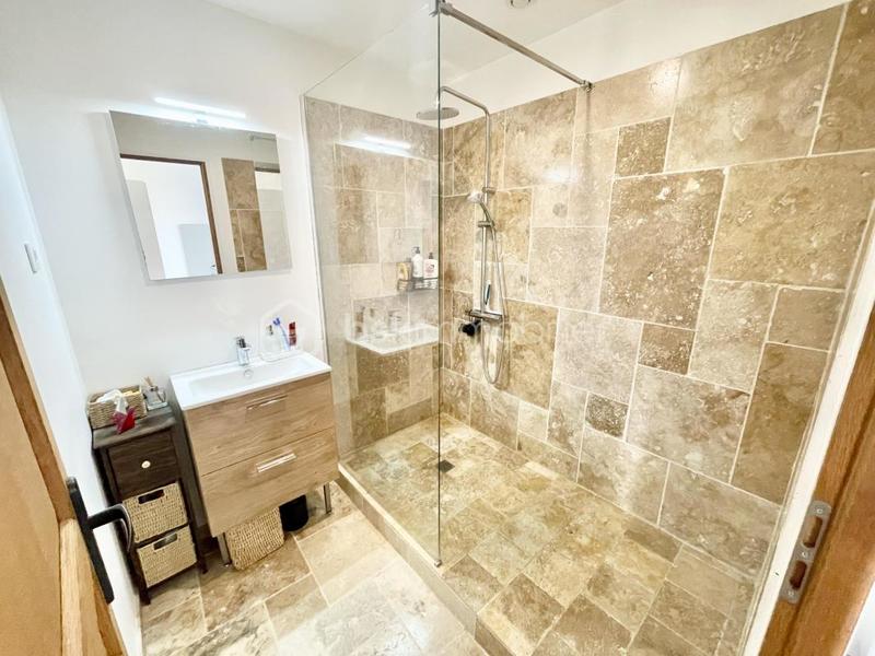 Propriété - 174 m² - 6 pièces