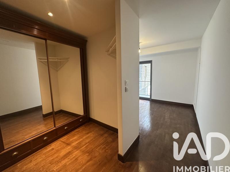 Appartement - 95 m² - 3 pièces