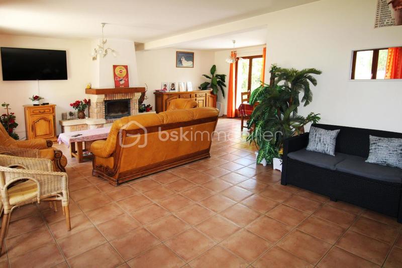 Maison traditionnelle - 139 m² - 7 pièces