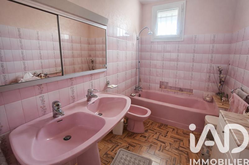 Maison - 206 m² - 7 pièces