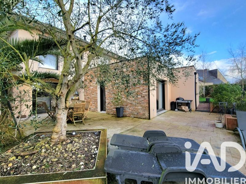 Maison - 200 m² - 5 pièces