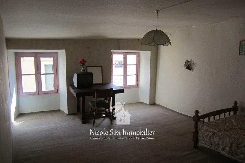 Maison de village - 92 m² - 6 pièces