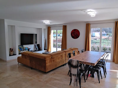 Villa - 112 m² - 4 pièces