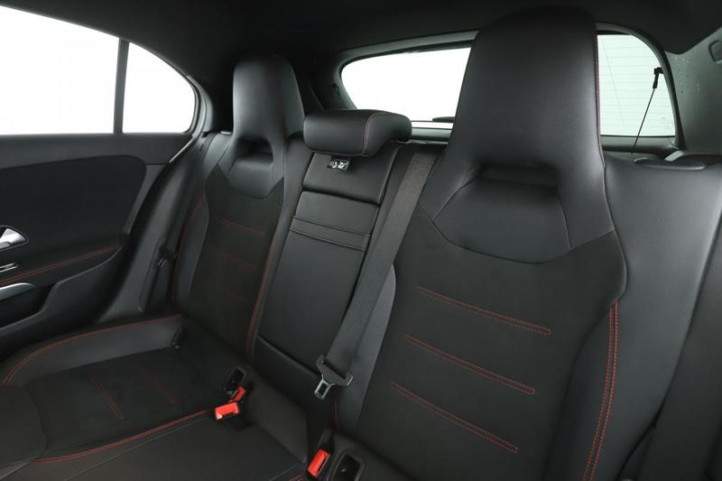 Mercedes Classe a 180 d Amg Line 8g-Dct 116 ch