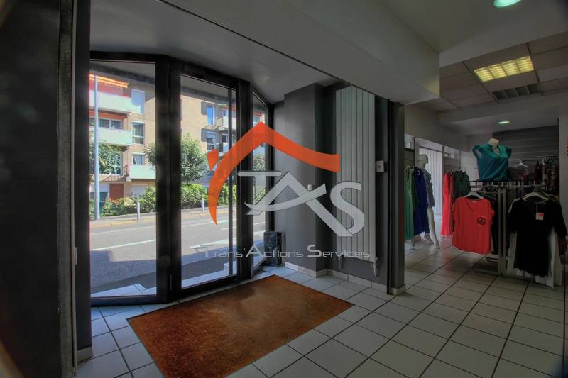 Bureau - 98 m² - 1 pièce